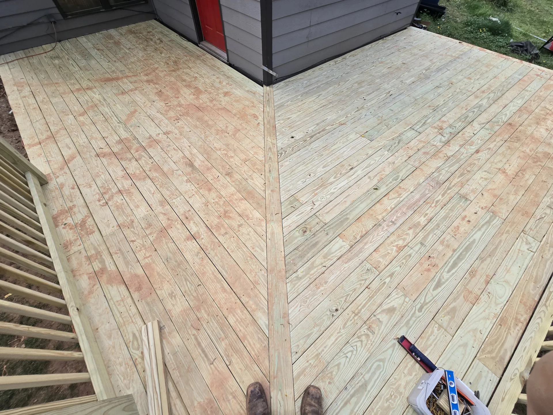 Custom herringbone deck board pattern design