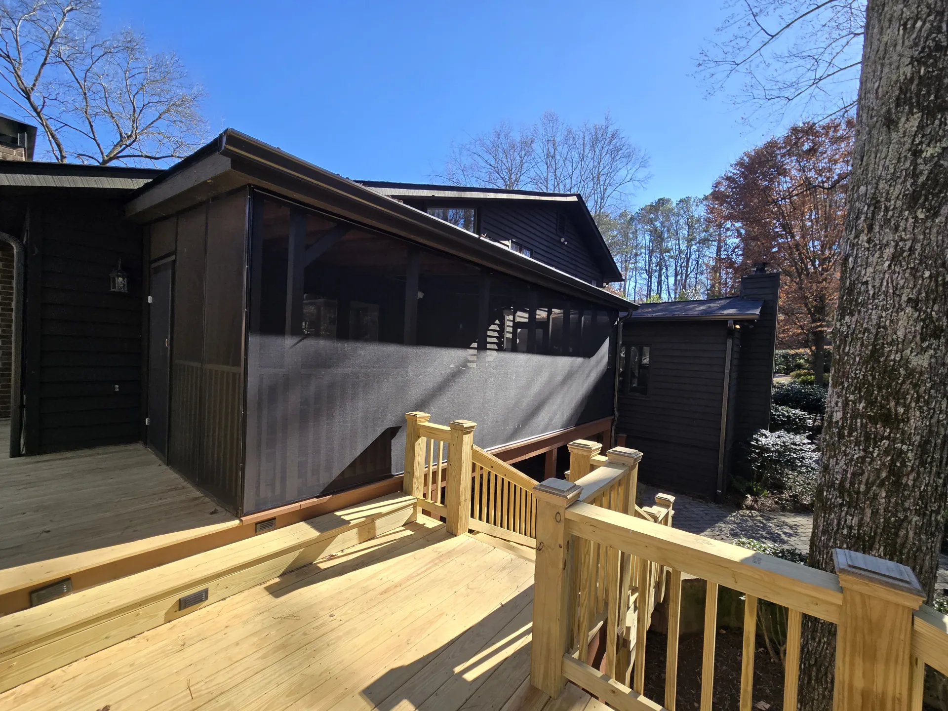 Transition between deck and screened porch